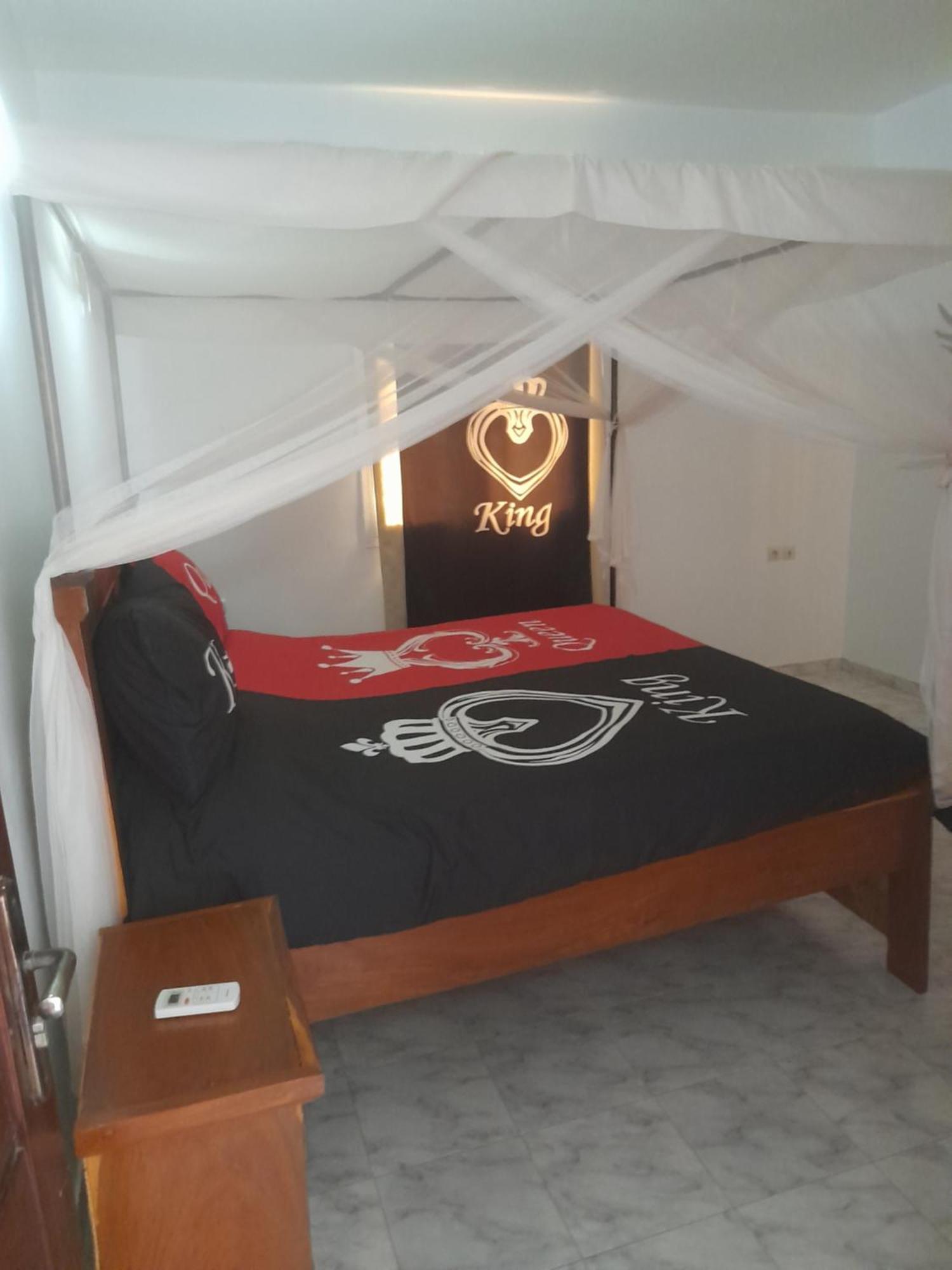 Maison D Hote La Dore Du Senegal Bas-De - Villa Somone Kültér fotó